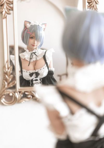 色图吧_720免费播放