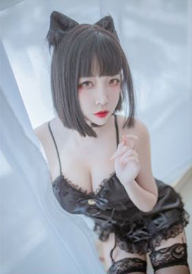 我被最想抱的男人威胁了_1080免费在线播放