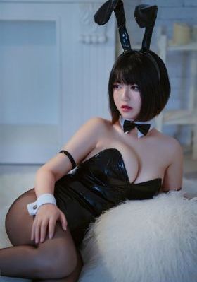 裸画情缘_BD国语HD在线观看